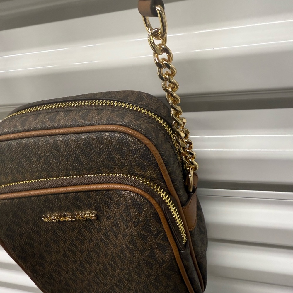 Michael Kors Black and Brown Belt Bag - Picture 5 of 8